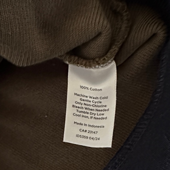 Talbots Olive Green Top with Navy Trim Long Sleeve - Picture 6 of 6